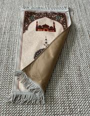 krem cami dizayn çocuk seccadesi 3