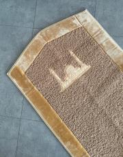 vizon çantalı seccade kabarık peluş kumaşlı cami desenli 3