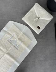 beyaz çantalı seccade deri kenarlı 2