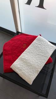 kırmızı ortopedik yastıklı diz ağrısına özel seccade 2