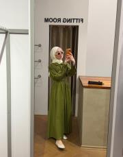 yağ yeşili pamuklu pile detaylı elbise 4