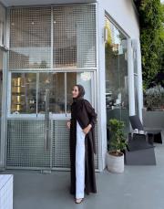 acı kahve tensel fular detaylı abaya 10