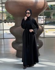 siyah su itici kuşaklı abaya