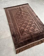 acı kahve deri astarlı baskılı peluş lüks seccade 6