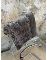 gri deri astarlı baskılı peluş lüks seccade 2