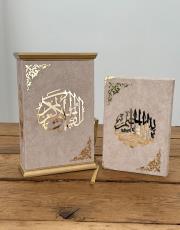 taş isme özel ahşap muhafazalı kadife kaplı lüks kuran ( orta boy ) 2