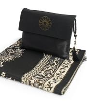 siyah baskılı dikdörtgen çantalı  seccade