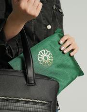 yeşil baskılı dikdörtgen çantalı  seccade