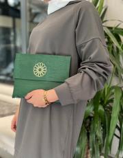 yeşil baskılı dikdörtgen çantalı  seccade 2